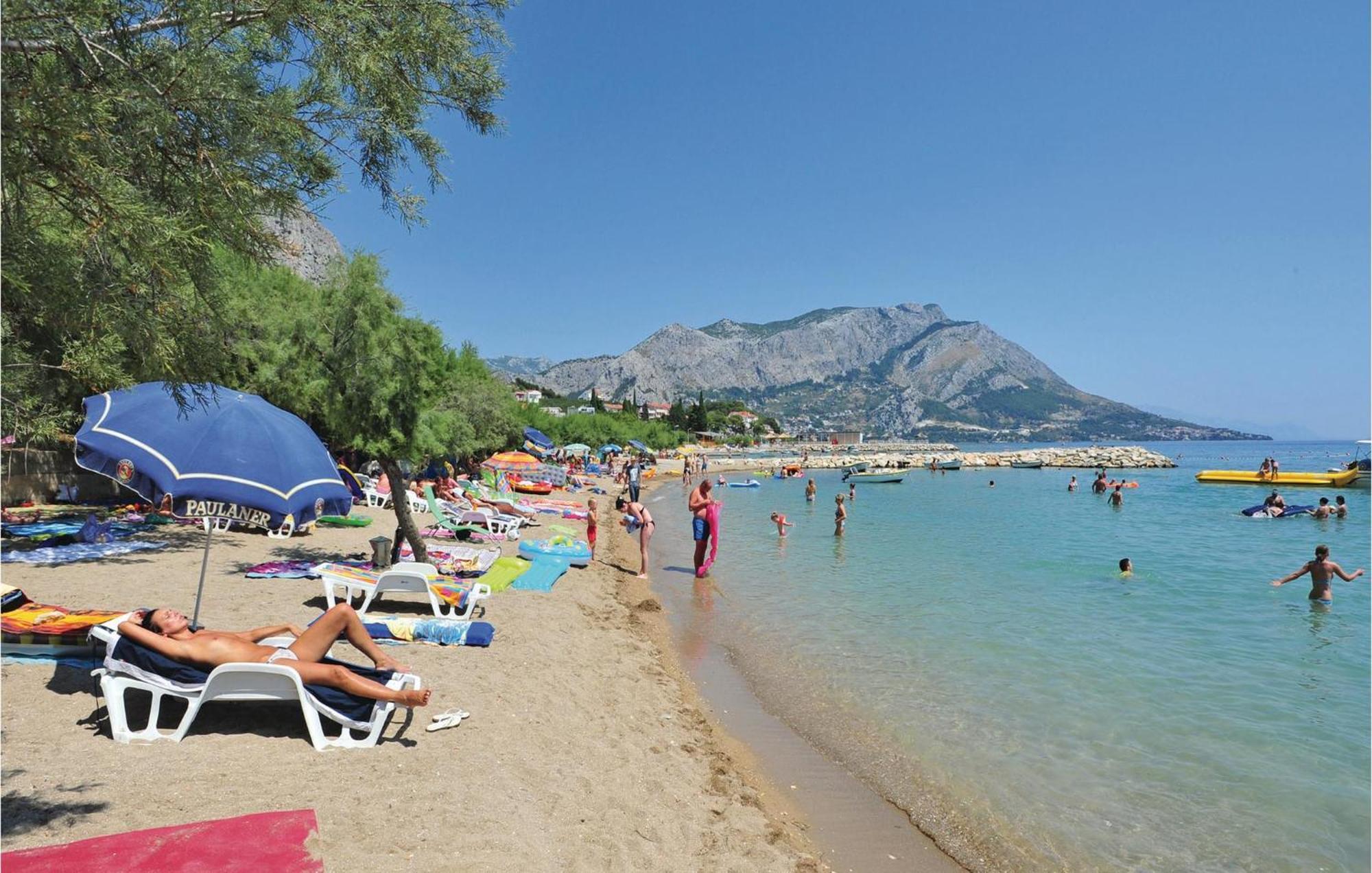 Lovely Apartment In Omis With Kitchen Eksteriør billede